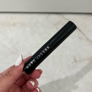 Marc Jacobs 10 Noir Velvet Noir Major Volume Mascara